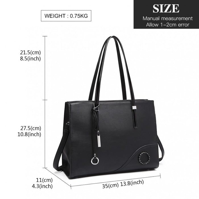 Glossy Detail Shoulder Bag – Black