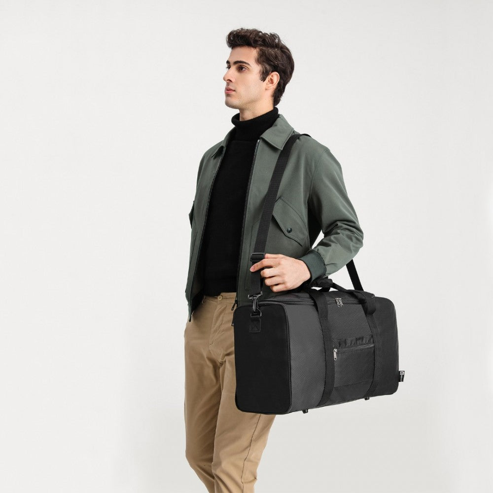 Waterproof Lightweight Travel Duffle Bag Sports Holdall – Black