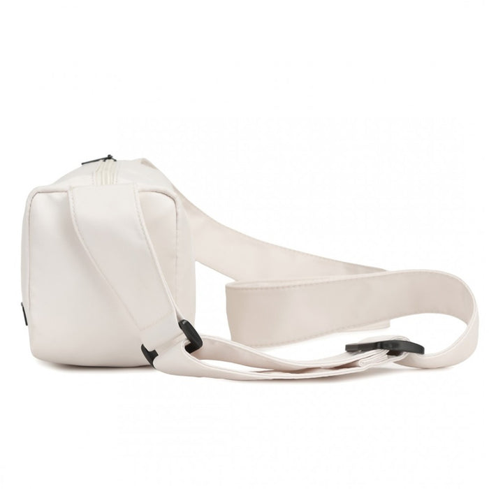 Vintage Lightweight Water-Resistant Crossbody Bag – Beige