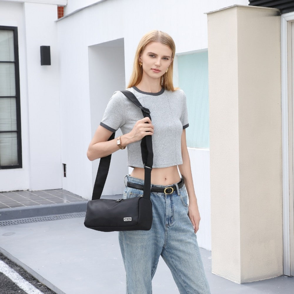Vintage Lightweight Water-Resistant Crossbody Bag – Black