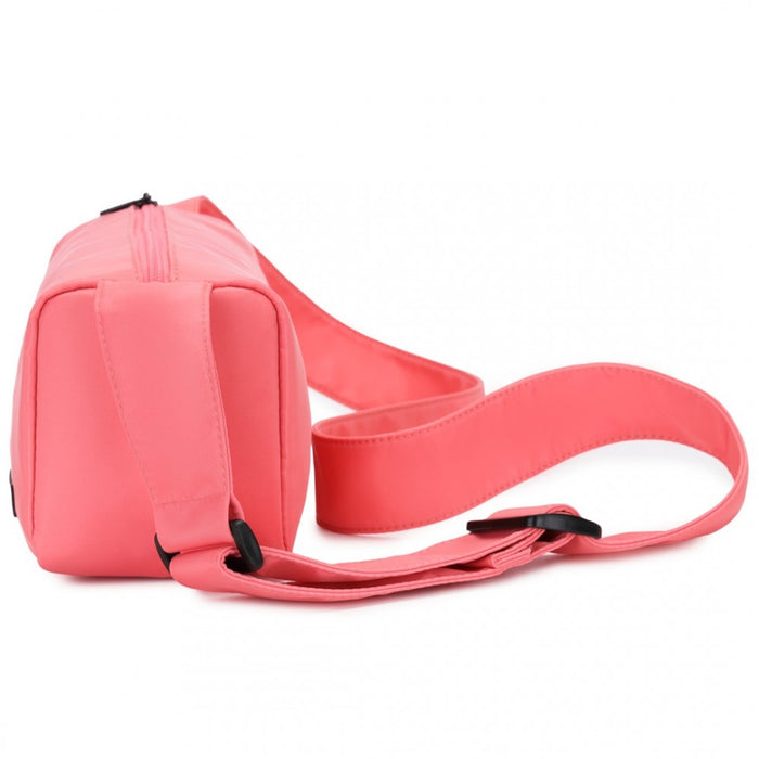 Vintage Lightweight Water-Resistant Crossbody Bag – Pink